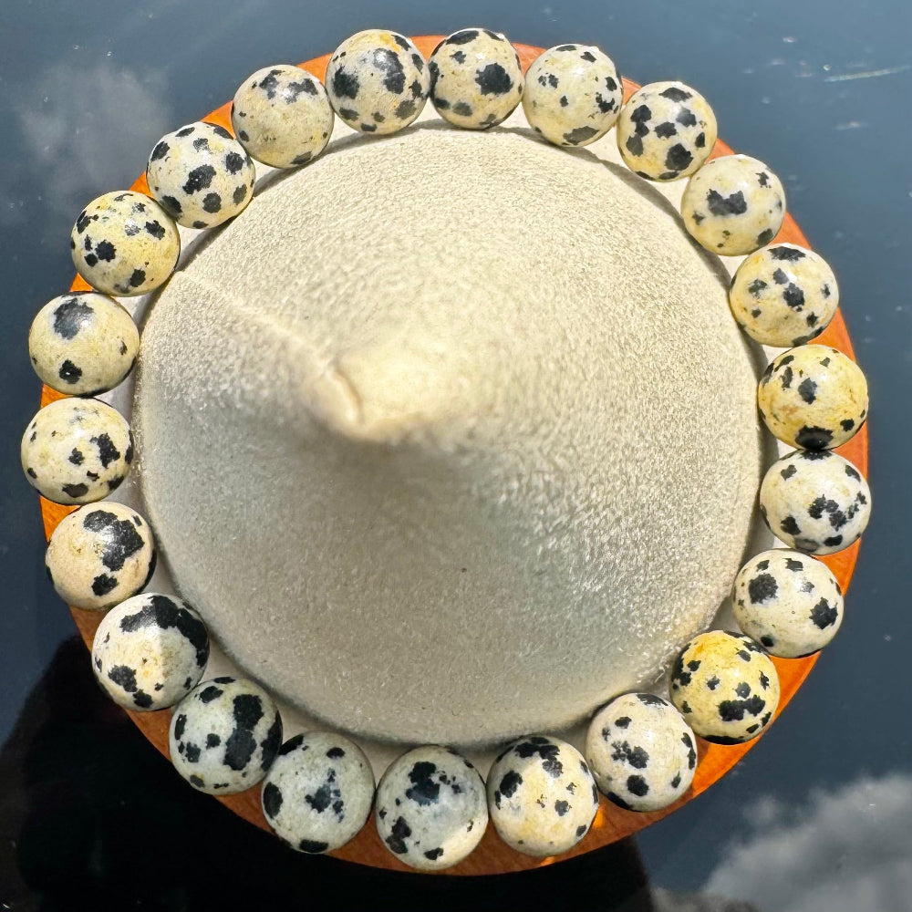 Pulsera elástica de Jaspe Dálmata (bolas 8mm) de Brasil - Alegría y Protección | detalle