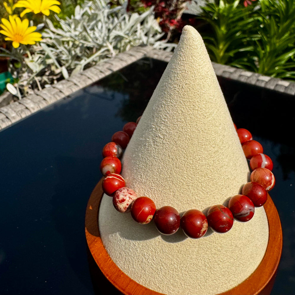 Pulsera elástica de Jaspe Rojo (bolas 8mm) de Brasil - Vitalidad y Enraizamiento | Magicka Shop SKU PULS-JASPROJO-B8