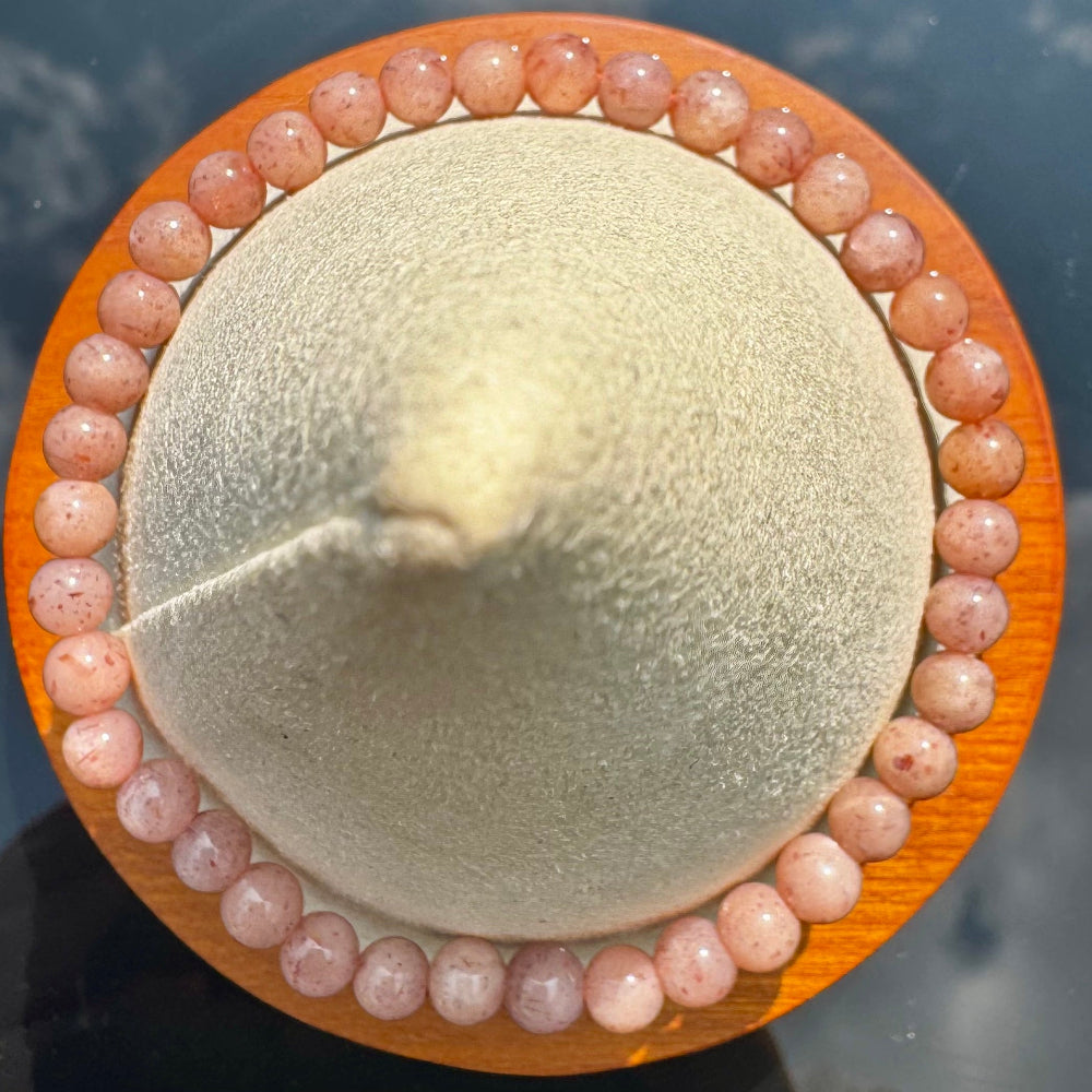 Pulsera elástica de Piedra Sol (bolas 4mm) de Brasil detalle