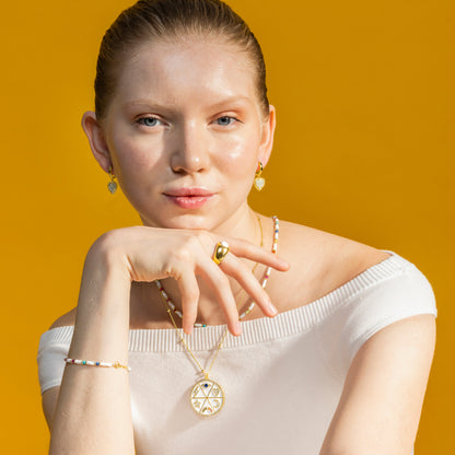 Pulsera con Madreperla Blanca acabado oro 18k - Xolau