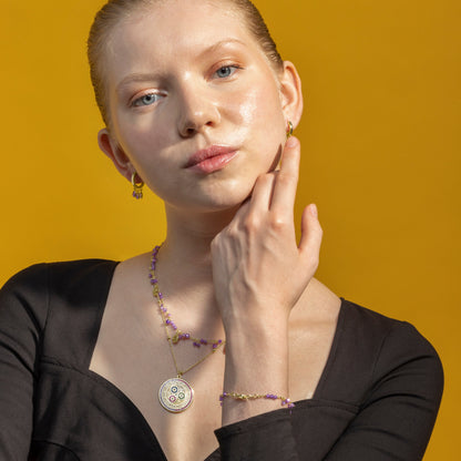 Pulsera con Cristal Morado acabado oro 18k - Totez