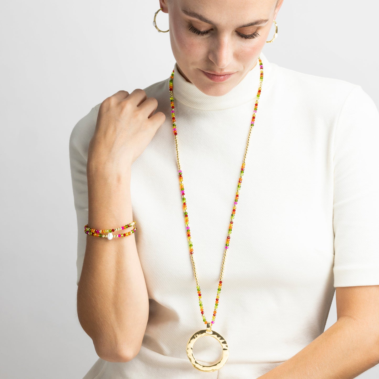 Collar con Cristal Rosa acabado oro 18k - Miota