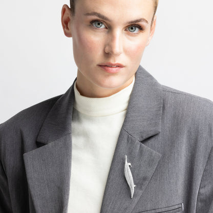 Broche con Circonita Brillante acabado plata - Heril