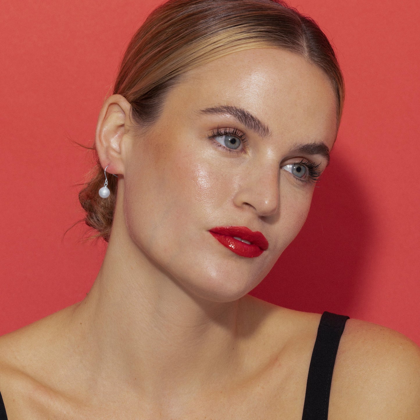 Pendientes con Perla Blanca acabado plata - Darana