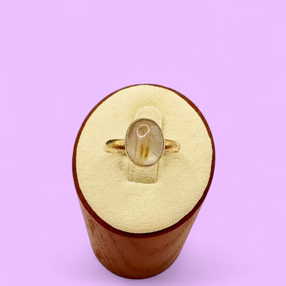 Anillo ajustable de Plata 925 con Cuarzo Rutilado Dorado ovalado | Magicka Shop SKU ANIL-CRUT-PL-AJ