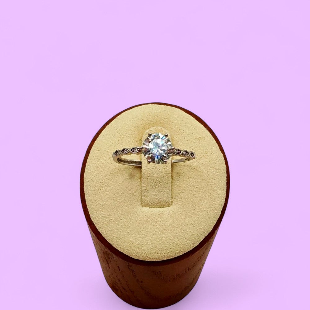 Anillo ajustable de Plata 925 con Moissanita y circonitas | Magicka Shop SKU ANIL-MOISSA-PLATA-AJUS