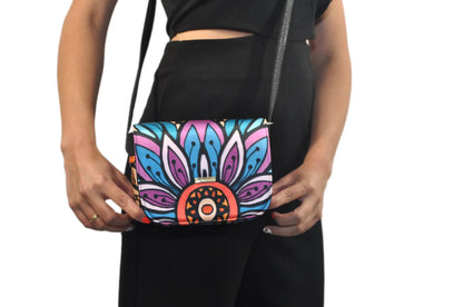 Bolso bandolera pequeño Julie Shoulder Mandala Rodas | CHULA Tulum