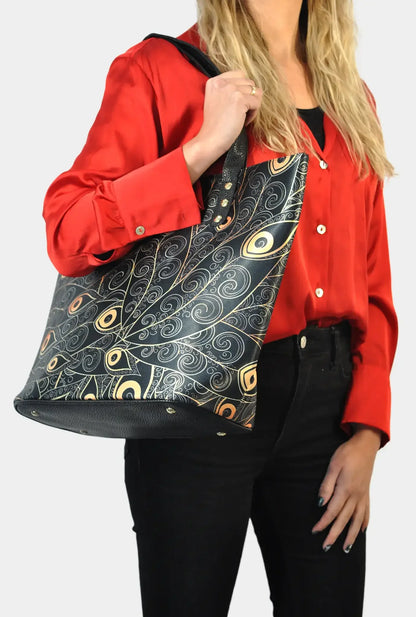 Bolso de hombro grande Nahomi Peacock Golden | CHULA Tulum