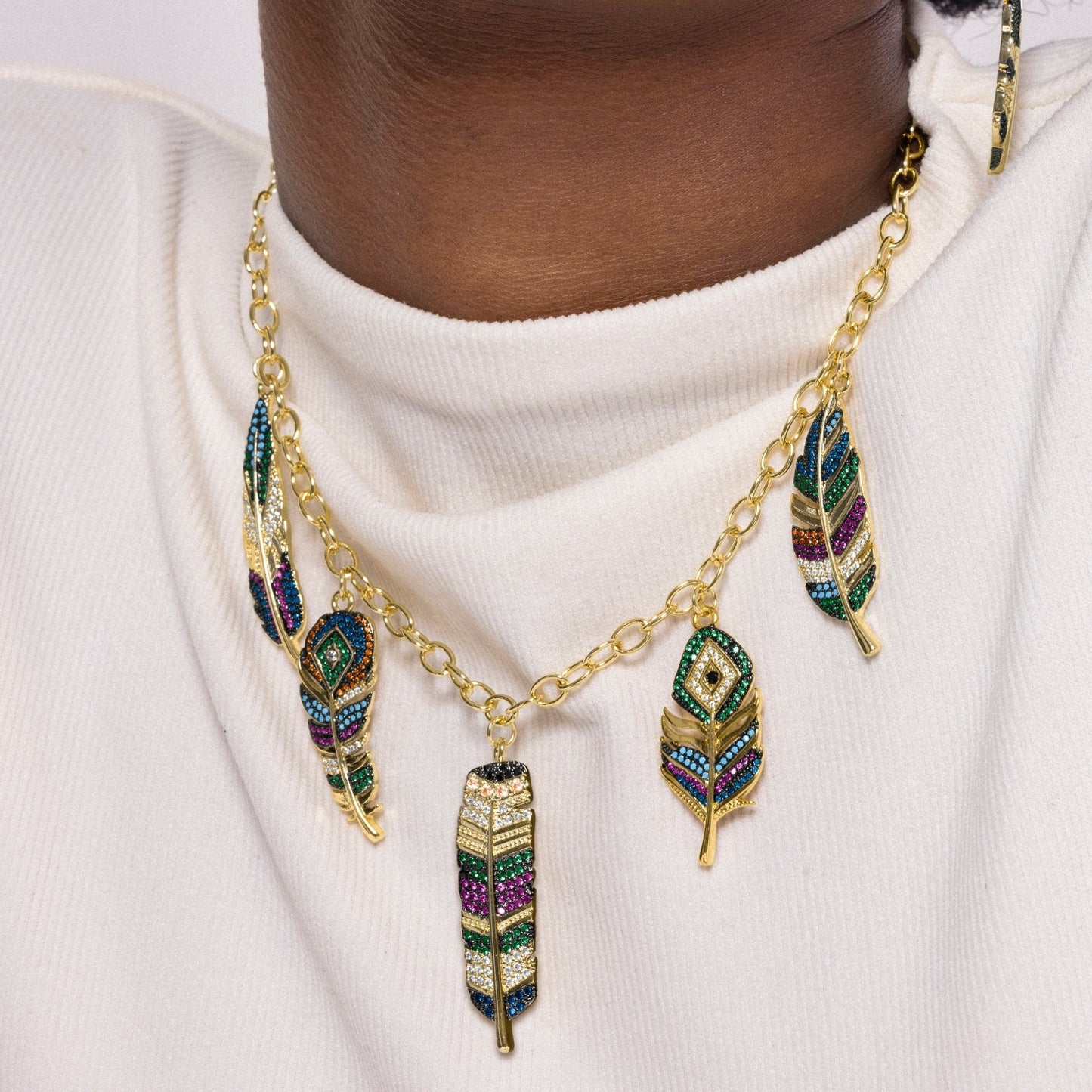 Collar acabado en oro amarilo 18k