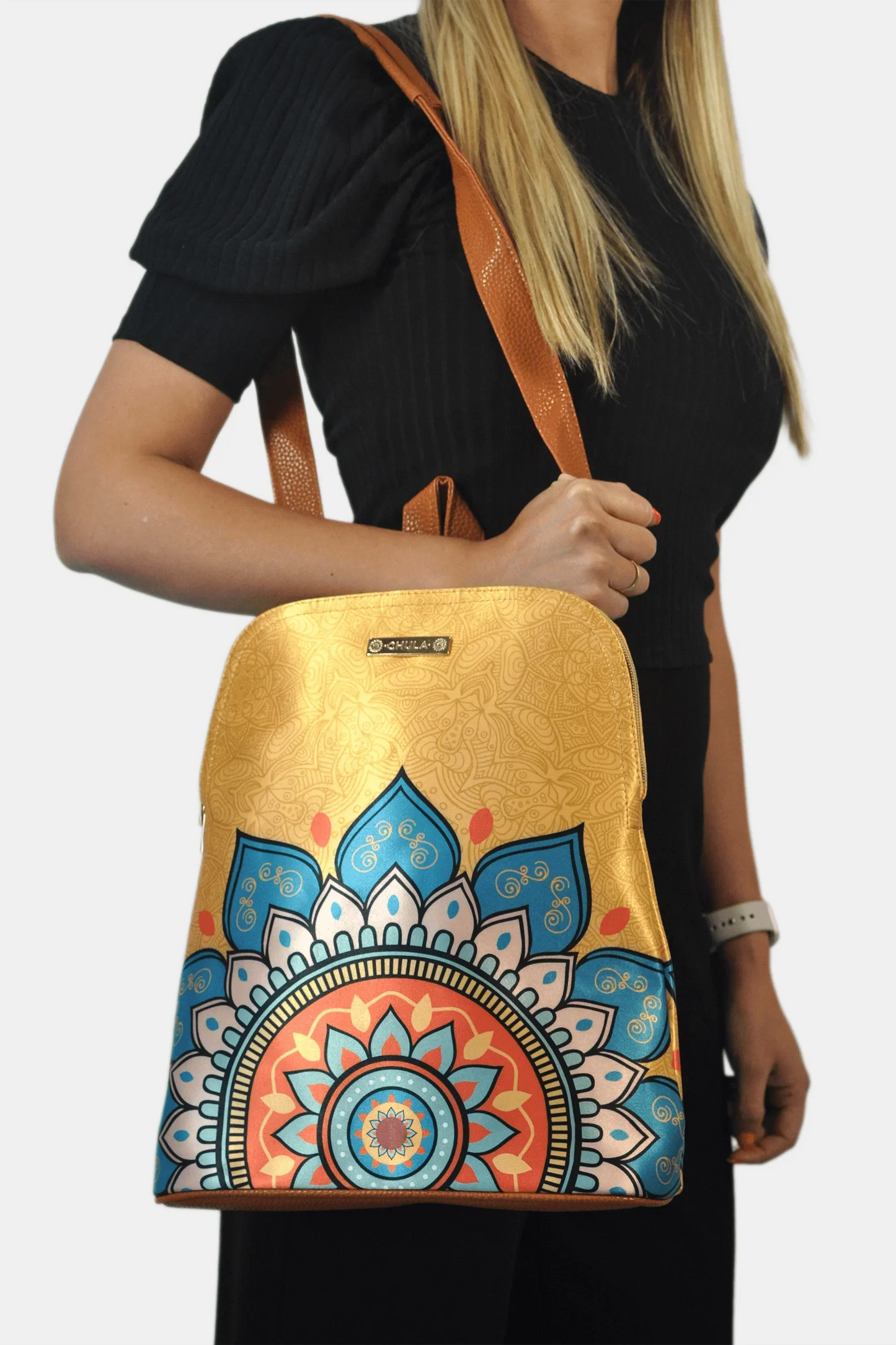 Mochila de Mujer y Bolso de hombro grande BagPack Mandala Dorada | CHULA Tulum