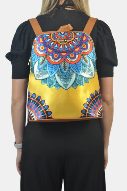Mochila de Mujer y Bolso de hombro grande BagPack Mandala Amarilla | CHULA Tulum