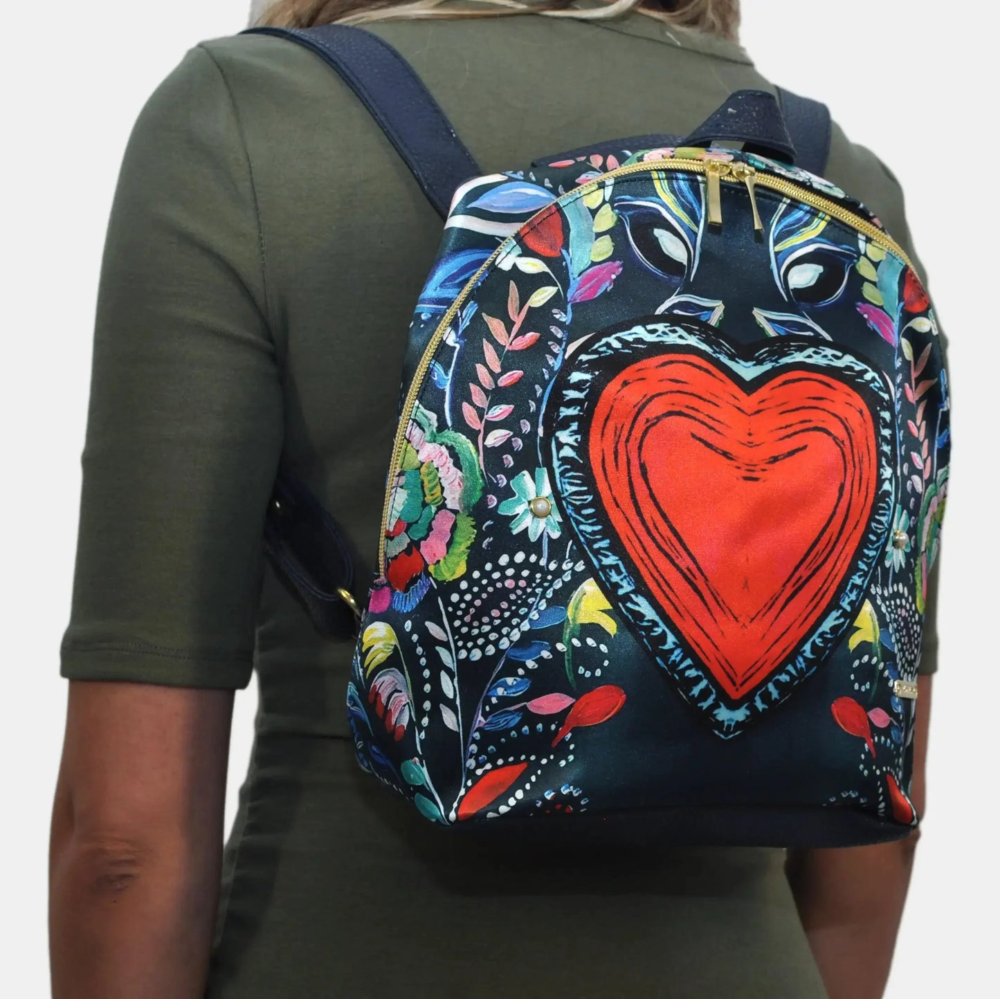 Mochila pequeña de Mujer y Bolso de hombro Mini BackPack Daily Heart Corazón | CHULA Tulum