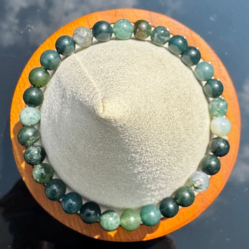Pulsera elástica de Ágata Musgo (bolas 6mm) de Brasil - detalle