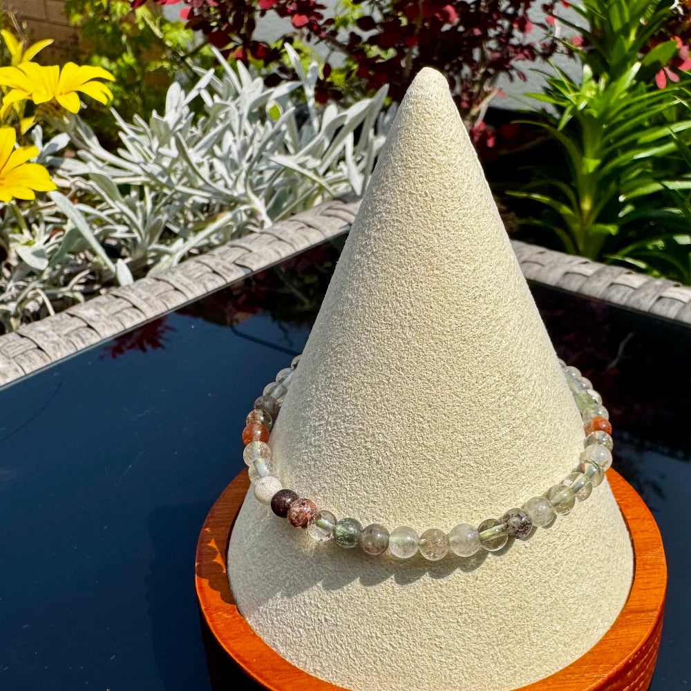 Pulsera elástica de Cuarzo Chamánico (Lodolita, bolas 3mm) de Brasil - Viaje Espiritual | Magicka Shop SKU PULS-CUACHAM-B3